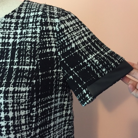 📦 MOVING SALE 🚛 BR black & white print shift dress pocket Sz 10P - Picture 4 of 8